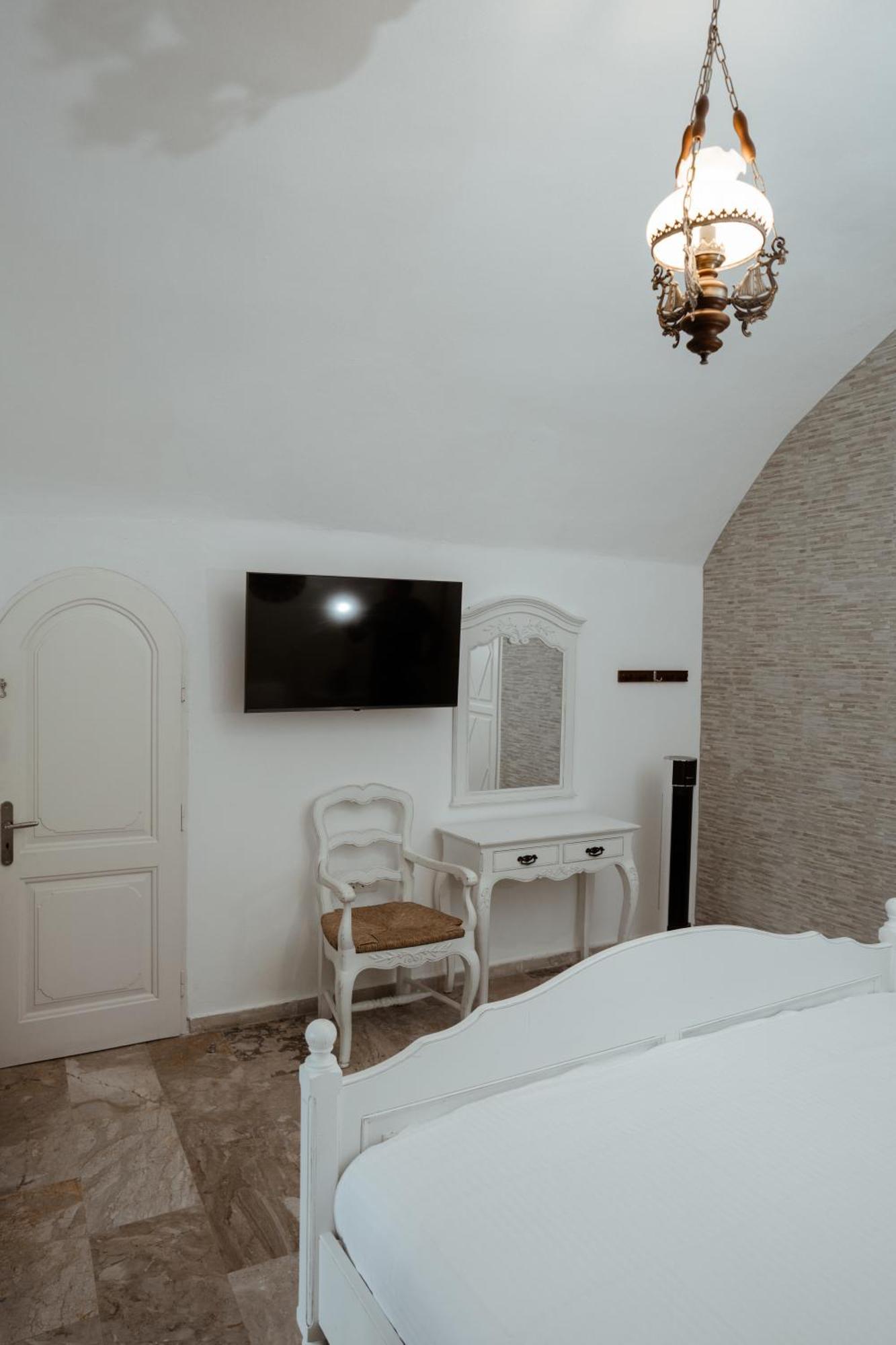 Simantiri Private Villa Меґалохорі Екстер'єр фото